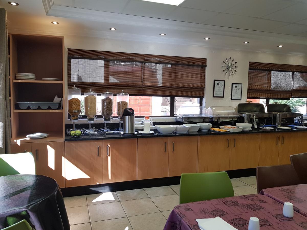 Europrime Hotel Boksburg Dış mekan fotoğraf